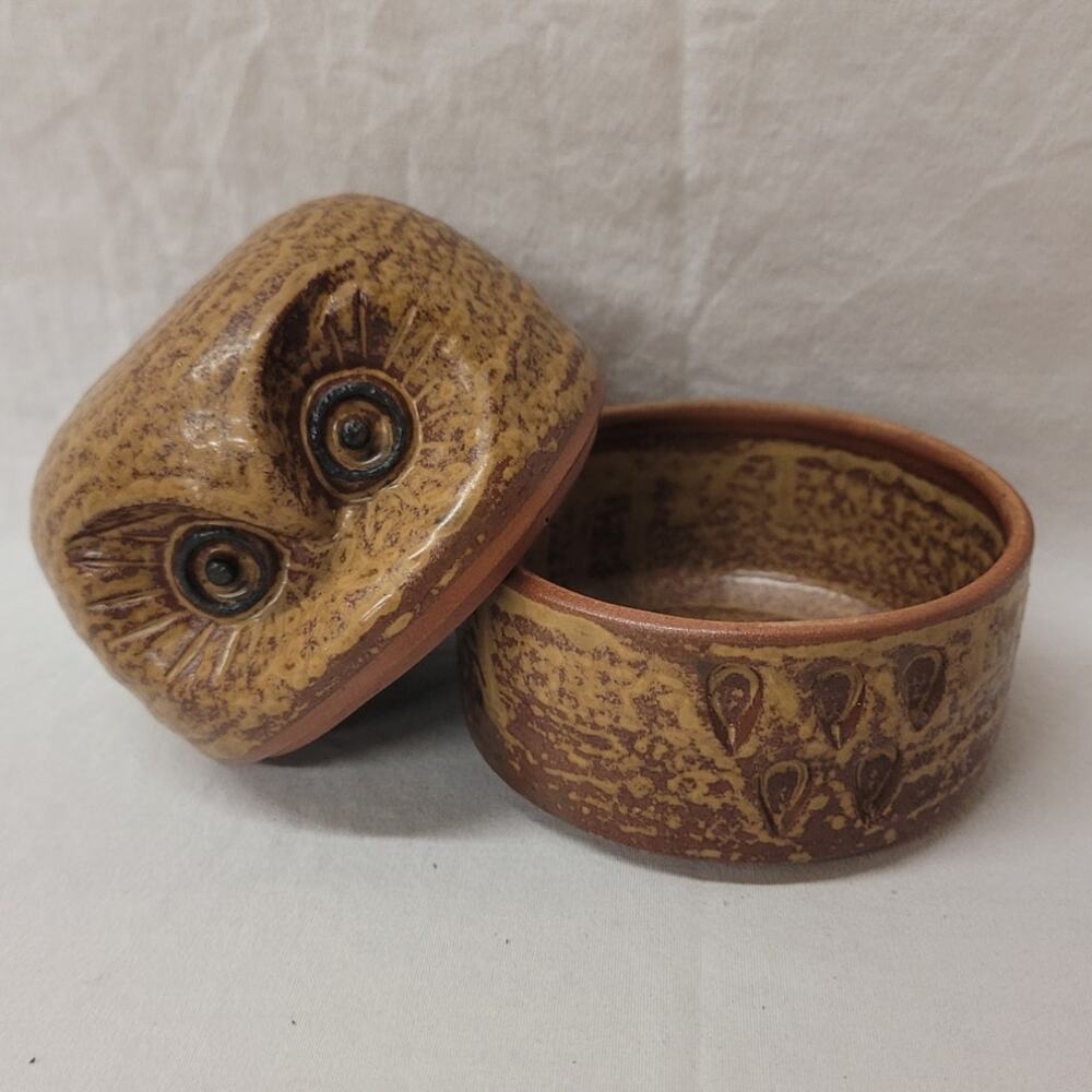 Clay Pottery Owl Jar - Picture 3 of 6